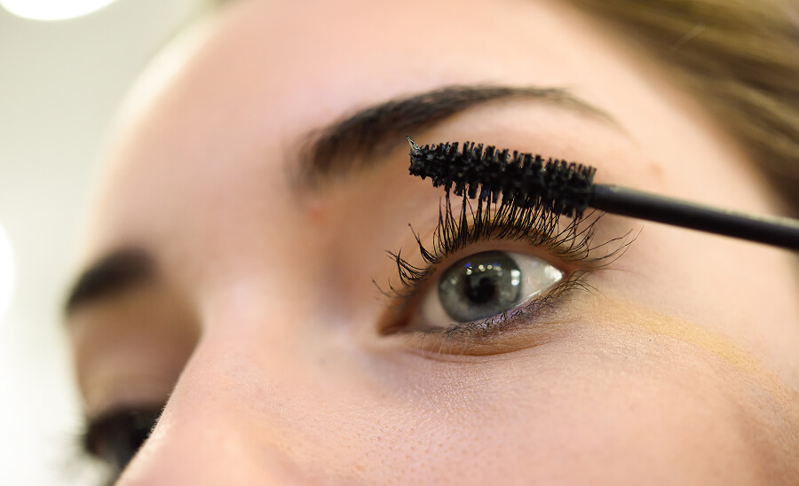 マスカラで目元の印象は変わる